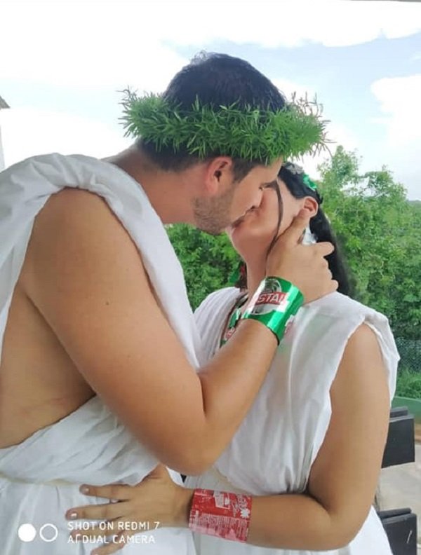 Médicos cubanos se casan en un centro de aislamiento en Matanzas 11