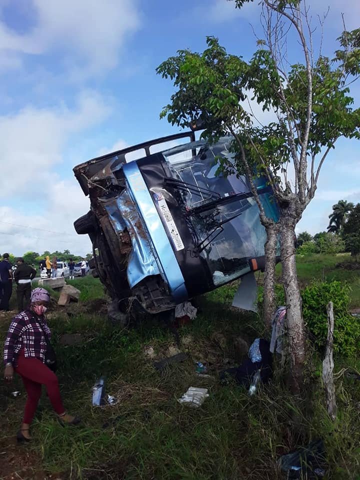Accidente del tránsito en Jatibonico deja ocho lesionados 43