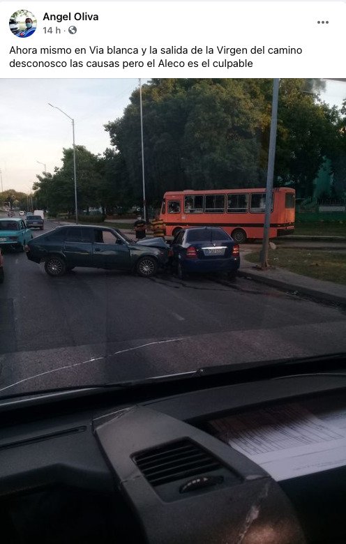 Accidente de tránsito en La Habana entre un Moskovich y un Geely 36