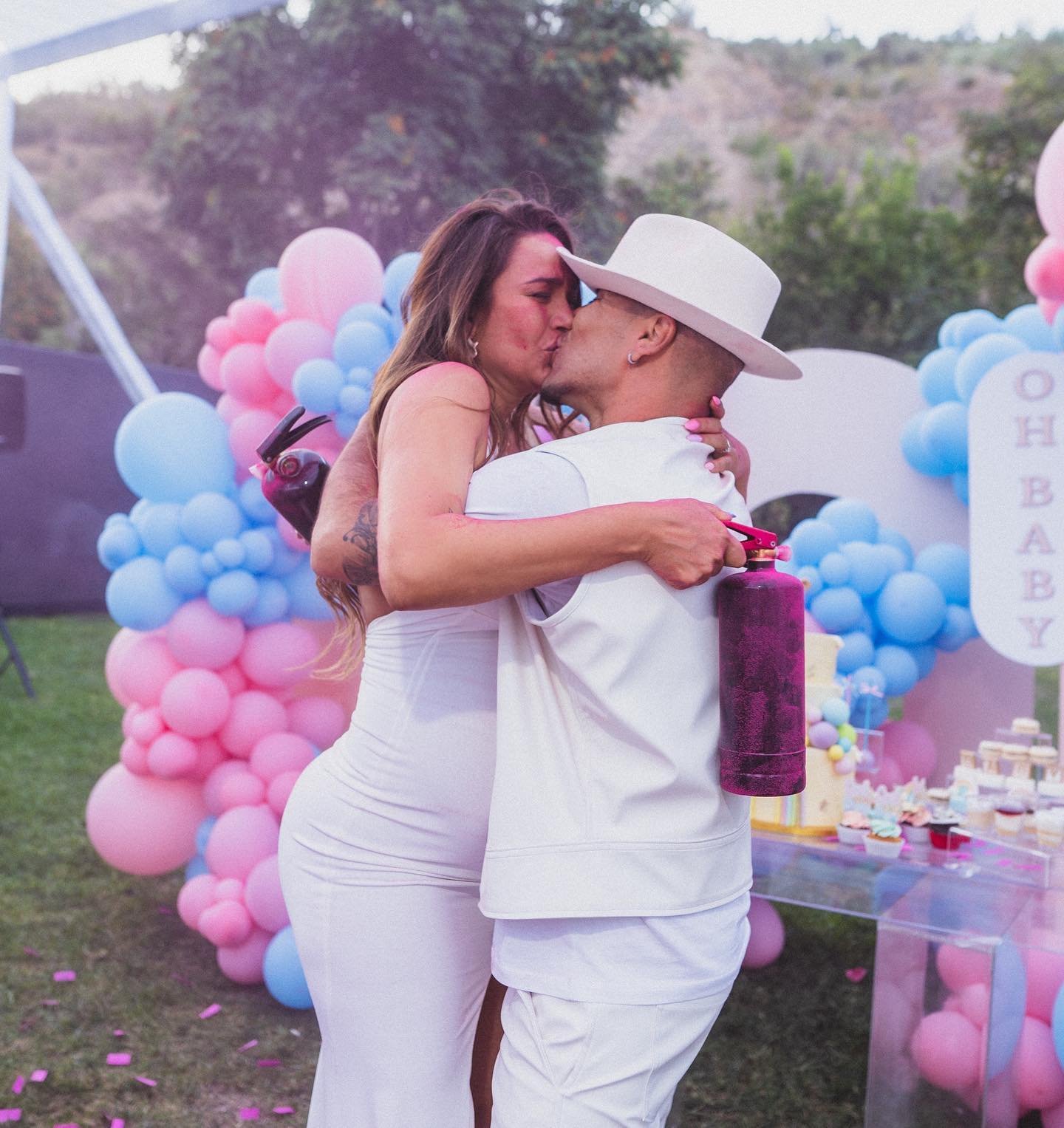 Modelo cubana Lisandra Silva y su pareja revelan el sexo de su bebé 5