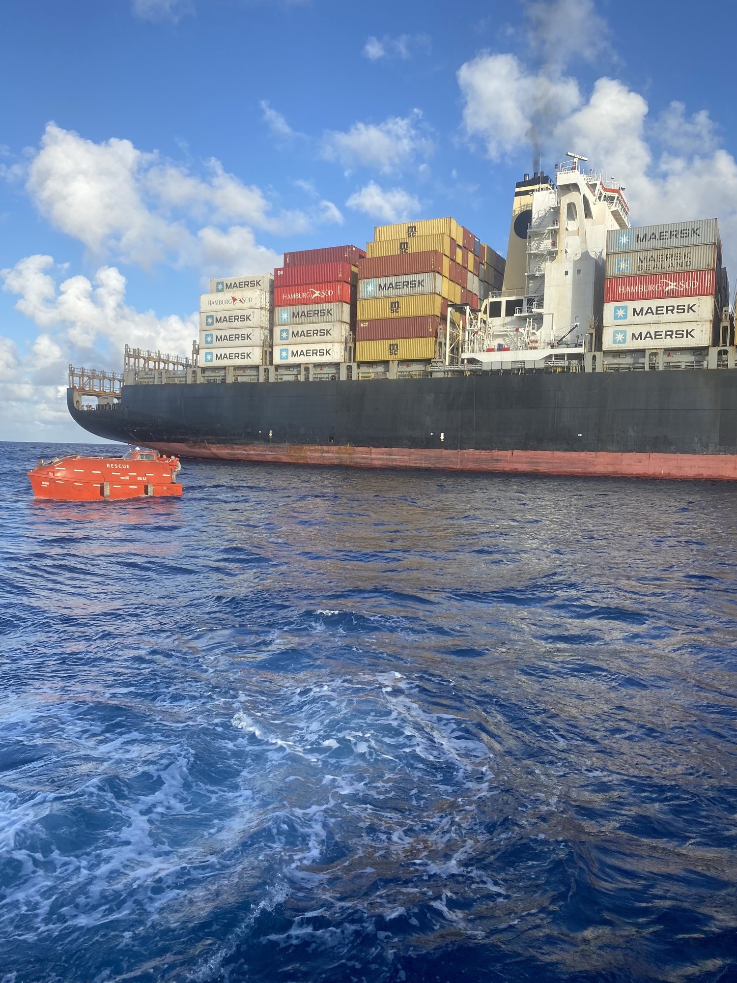 Rescatan a 19 balseros cubanos en las costas de Florida 30