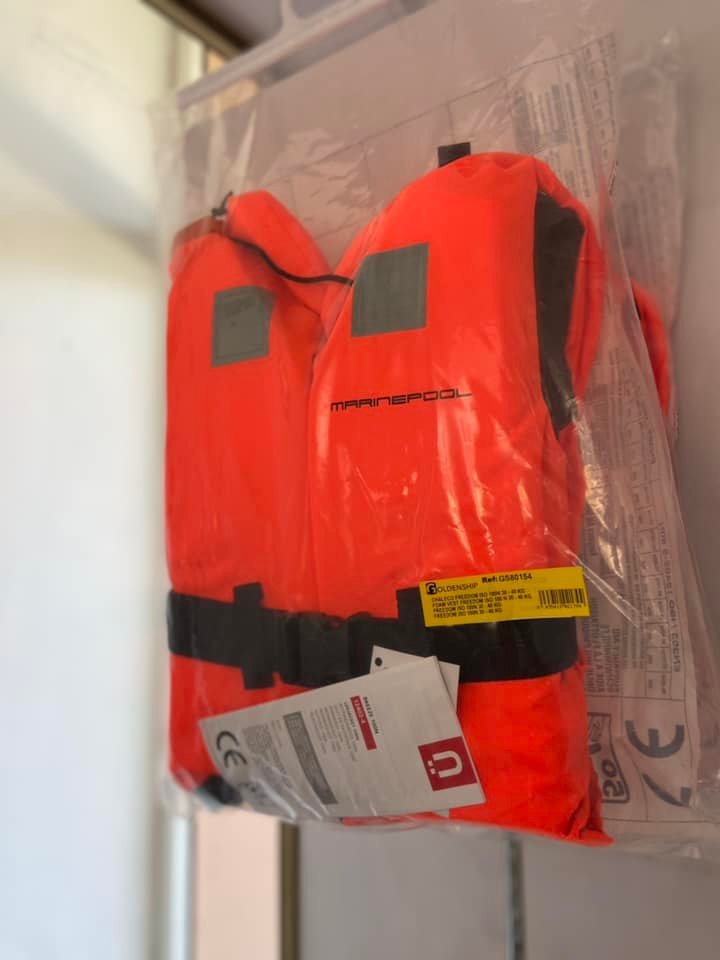 Cubanos reaccionan a venta de balsa en ferretería de La Habana 6