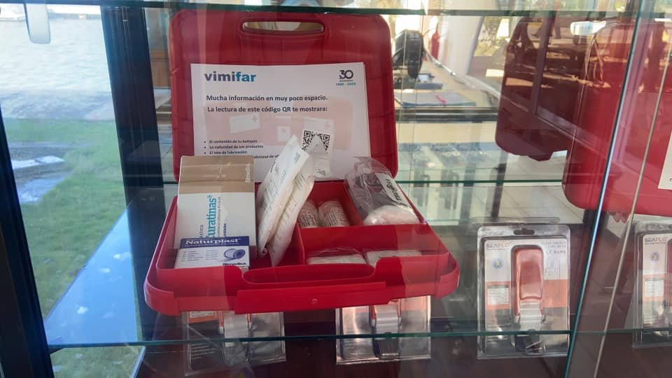 Cubanos reaccionan a venta de balsa en ferretería de La Habana 7