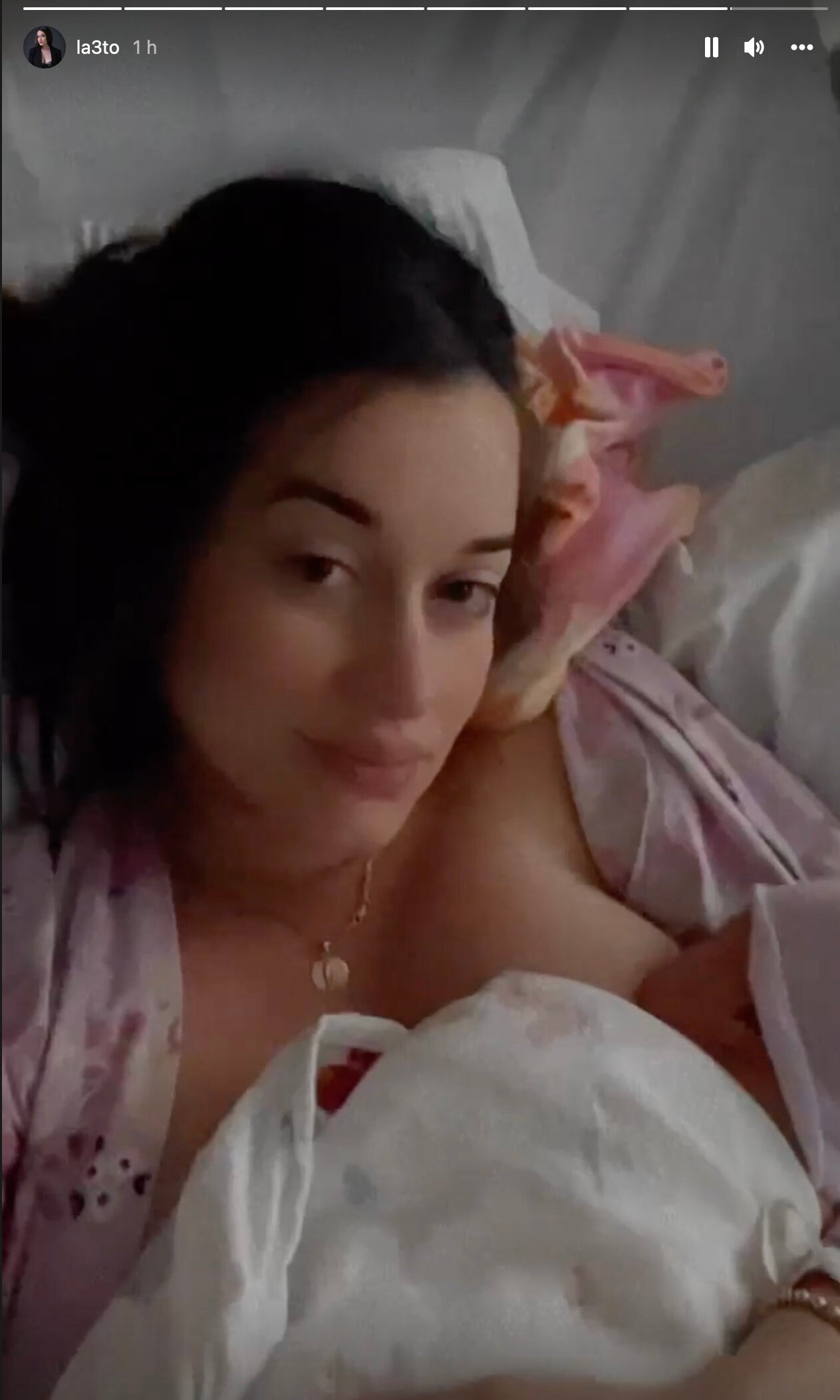 Actriz cubana Laura Treto da a luz a su hija: "Ha sido duro y muy doloroso" 6
