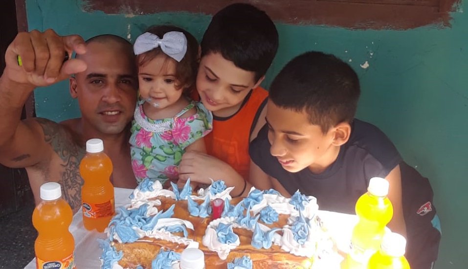 Testimonio de esposa de chofer fallecido en explosión del Saratoga: "Vivía para nosotros" 3