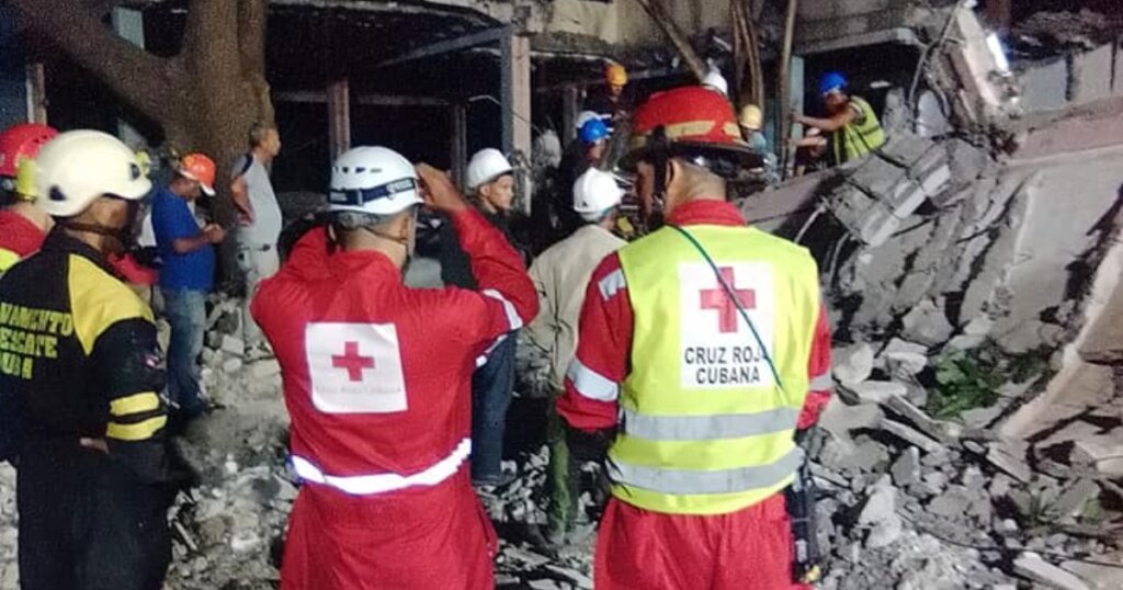 Recuperan Cuerpo De Joven Entre Escombros Tras Derrumbe En Antigua