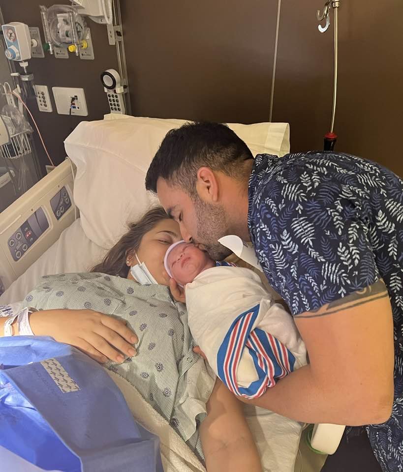 Médico cubano Manuel Guerra anuncia nacimiento de su hijo en Estados Unidos 12