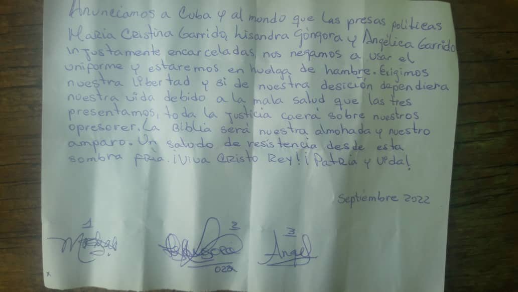 Lizandra Góngora y las hermanas Garrido plantadas en prisión en demanda de su libertad 1