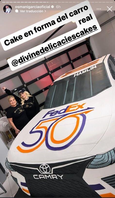 Osmani García muestra el enorme cake en forma de auto elaborado por su esposa y su suegra 3
